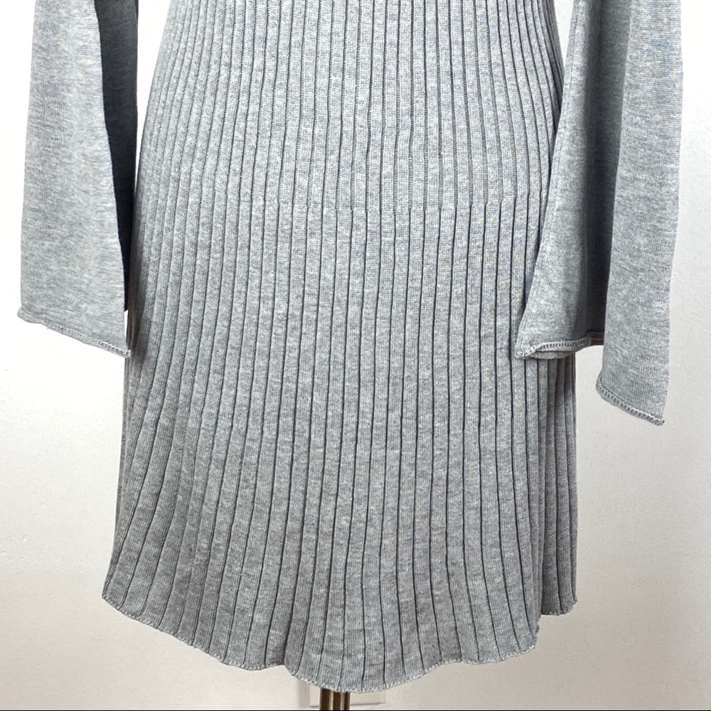 Du Jour Bell Sleeve Cardigan Sweater gray buttons - Picture 6 of 8